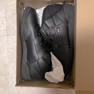 Men Reebok classic